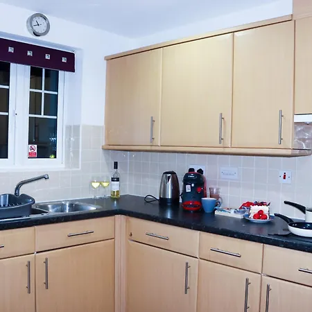 Whole Flat - Contractors, Professionals, Ulez Free, Parking, 10mins * Birmingham